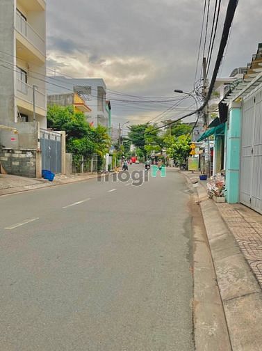 Hình ảnh Đất nền mặt tiền đường Nguyễn Văn Săng, Tân Phú. DT 108m² sổ riêng