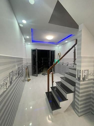 Hình ảnh Nhỉnh 3 tỷ, 24m2, Nguyễn Văn Luông, P11,Q6.
