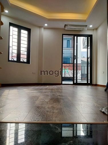 Hình ảnh Giá siêu tốt! Hoàng Hoa Thám 35m2x 5Tx3,78 tỷ