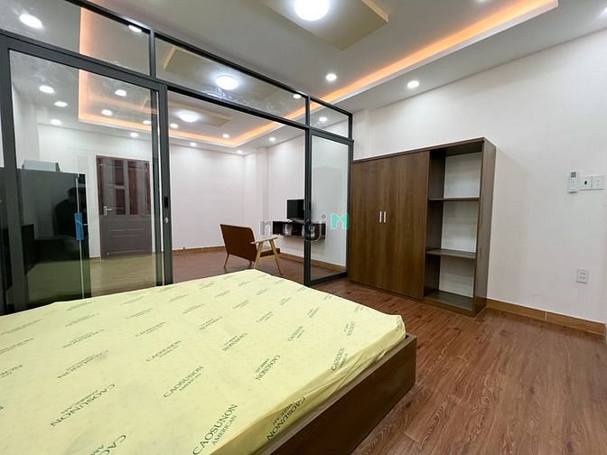 Hình ảnh 1 Phòng Ngủ Bancol Cửa Sổ Mới Full Nội Thất Gần Bệnh Viện Thống Nhất