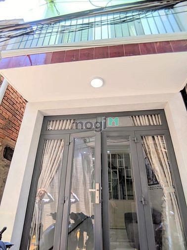 Hình ảnh Bán nhà Phan Văn Trị. Diện tích 32m2. Giá chỉ 3.79 tỷ.