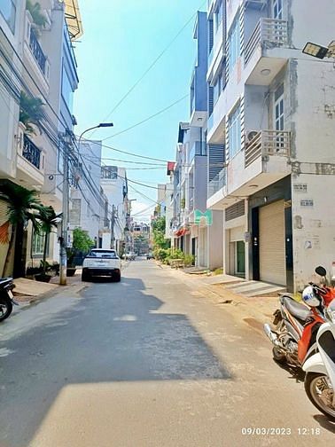 Hình ảnh Bán căn góc d2d võ thị sáu giá mềm