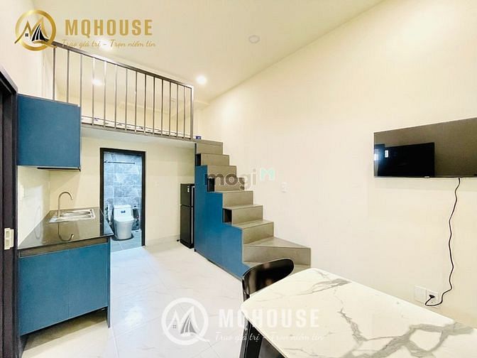 Hình ảnh Duplex Studio ban công cửa sổ gần CV Làng Hoa