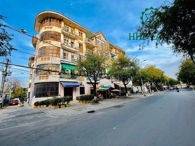 Hình ảnh Cho thuê căn góc chung cư Hòa Bình, gần sân banh Huỳnh Văn Lũy