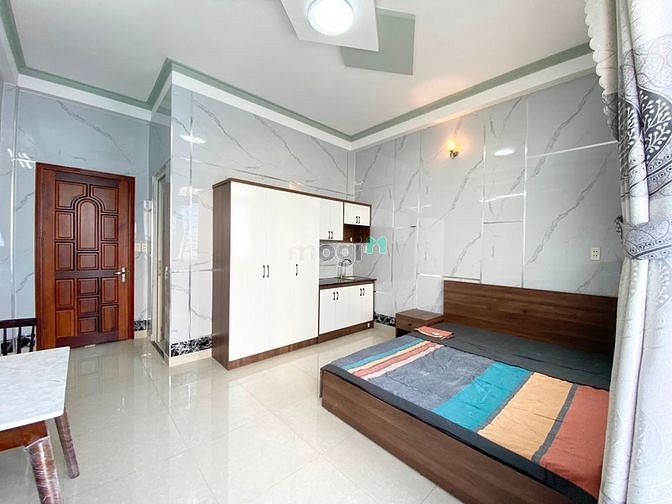 Hình ảnh Studio trống sẵn - nội thất cơ bản - ban công lớn thoáng mát