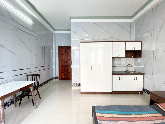 Hình ảnh Studio trống sẵn - nội thất cơ bản - ban công lớn thoáng mát