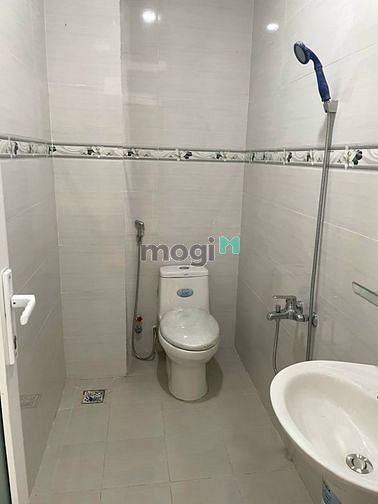 Hình ảnh Cho thuê nhà HXH Lê Văn Sỹ, Phường 6, Quận 3