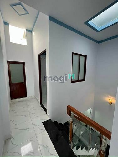 Hình ảnh Bán gấp nhà quận 6 hẻm xe hơ công nhận đủ 45m2