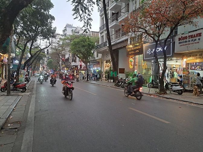 Hình ảnh Cho thuê nhà mặt phố Hàng Bông - Hoàn Kiếm