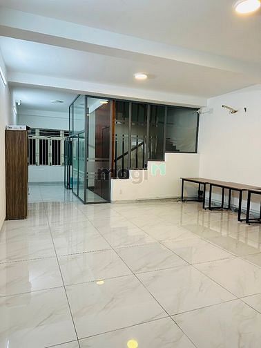 Hình ảnh Nhà làm VP Công ty, 6x20, P. Bình Trưng Đông, Quận 2