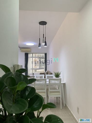 Hình ảnh Cần Cho Thuê Căn Góc Nhà Mới Decor Lầu Thấp 2PN Tại SKY GARDEN 3