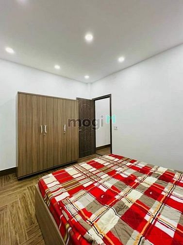 Hình ảnh Bán gấp nhà quận Tân Phú, Hẻm xe hơi, SHR