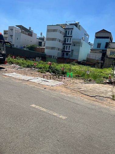 Hình ảnh Duy nhất 6 lô đất MT Nguyễn Hậu, quận Tân Phú. Dt 100m2,Giá 2tỷ.