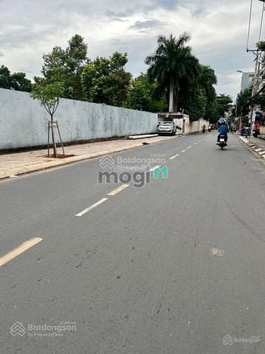 Hình ảnh Cần bán đất nền đường Nguyễn Văn Săng, phường Tân Sơn Nhì,Tân Phú