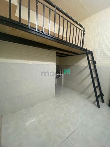 Hình ảnh Duplex gần Đại Học Công Nghiệp Thực Phẩm