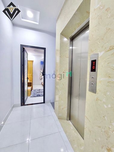 Hình ảnh CHDV Mới 100% Ngay Ngã Tư Lạc Long Quân Âu Cơ Tân Bình