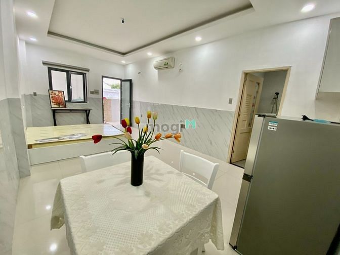 Hình ảnh CHDV Full NT - ban công - gần KCX Tân Thuận - 7p qua quận 4
