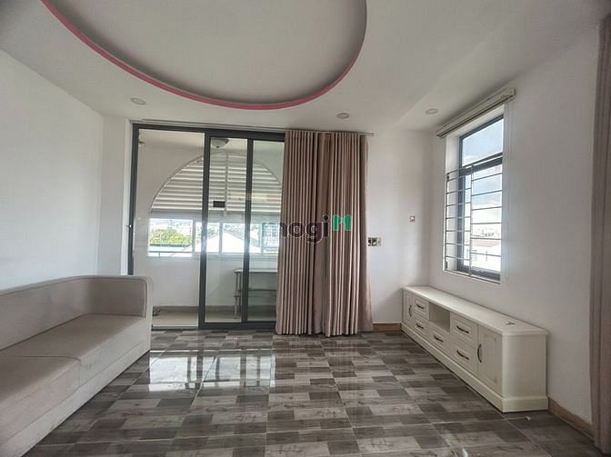 Hình ảnh CHDV Full NT - ban công - gần KCX Tân Thuận - 7p qua quận 4