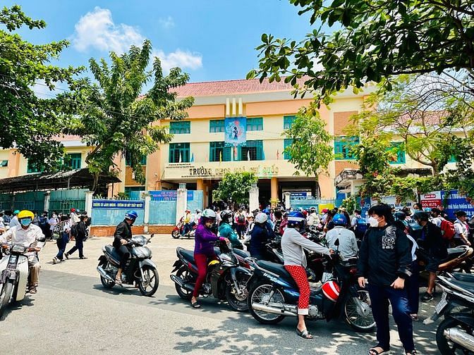 Hình ảnh Đất 2 MT khu sông cách Phạm Văn Đồng 10m