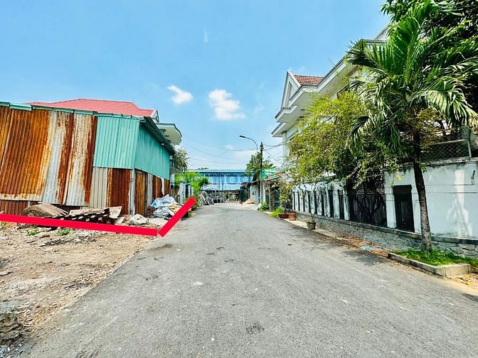 Hình ảnh Đất 2 MT khu sông cách Phạm Văn Đồng 10m