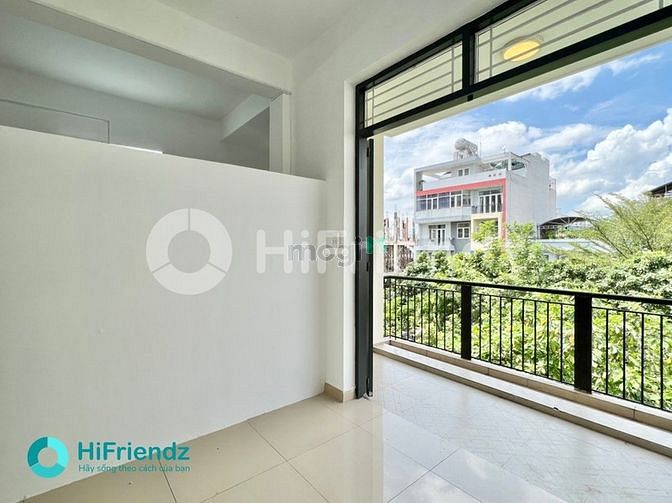 Hình ảnh Chdv full nt có ban công, bếp tách riêng ngay chân cầu Phú Mỹ