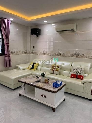 Hình ảnh Nhà đẹp cần bán quận 5 sổ hồng riêng sang tay