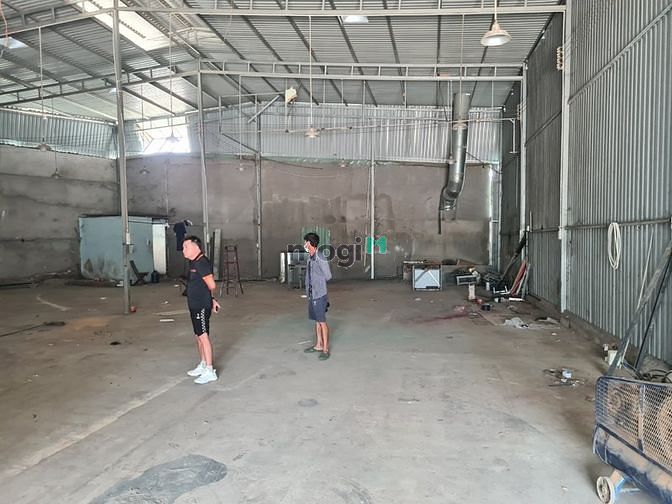 Hình ảnh Cho thuê kho dt 500m2 giá 25tr Thạnh Xuân 25