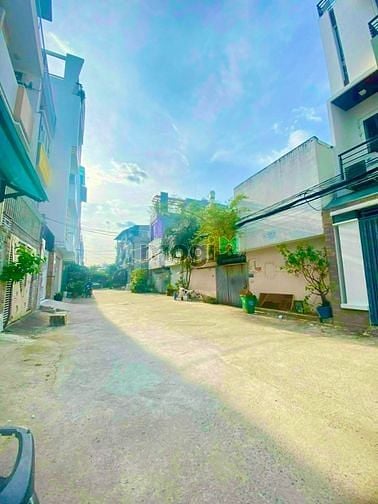 Hình ảnh Bán lô đất trống khu Kiều Đàm Q7 6x18m full thổ xây dựng full  giá TL