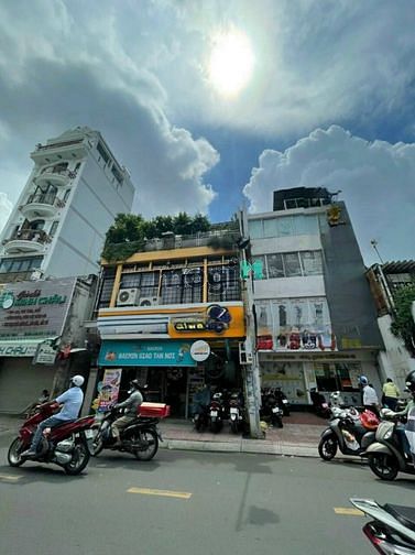 Hình ảnh Cho thuê mặt bằng đi riêng mặt tiền đường Trần Quốc Toản, Phường 8, Qu