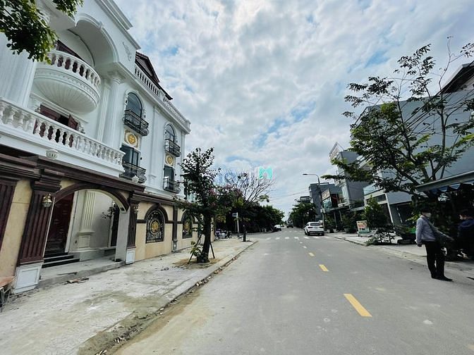 Hình ảnh Bán lô đất giá cực tốt mặt tiền Vũ Xuân Thiều