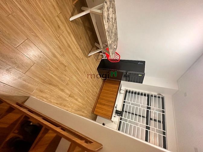 Hình ảnh Chdv 70m2 full nội thất 1 pn 1wc có hầm để xe có thang máy