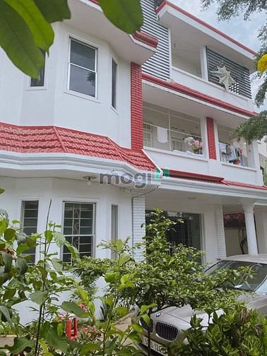 Hình ảnh Bán biệt thự 2MT View sông Sài Gòn 400m2 Quận Thủ Đức