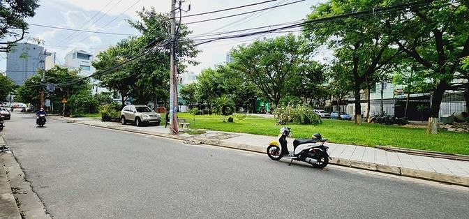 Hình ảnh Sụp hầm đất mt an nhơn ngay ngô quyền. quận sơn trà. đối diện công