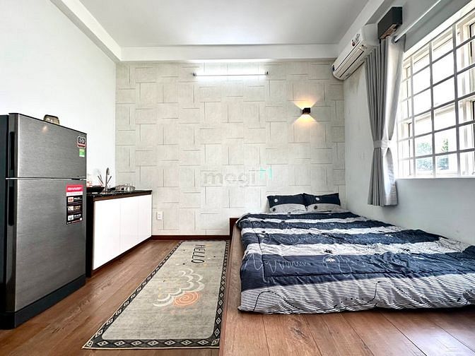 Hình ảnh Quận 1 trống sẵn studio full nội thất cửa sổ giáp bình thạnh