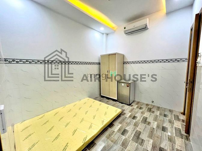 Hình ảnh Cho thuê STUDIO giá rẻ chỉ 3TR5 có thang máy