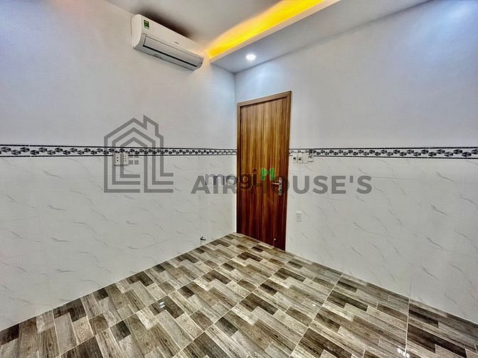 Hình ảnh Cho thuê STUDIO giá rẻ chỉ 3TR5 có thang máy