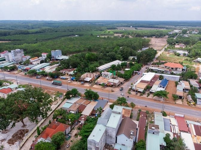 Hình ảnh Bán lỗ 1012m2 SỔ RIÊNG, sát kcn Becamex, dân cư đông, GIÁ 390 TRIỆU