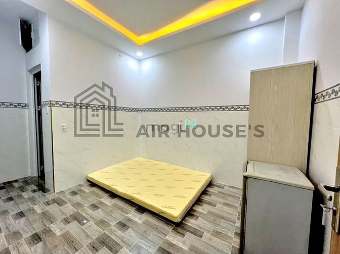 Hình ảnh Cho thuê STUDIO giá rẻ chỉ 3TR5 có thang máy
