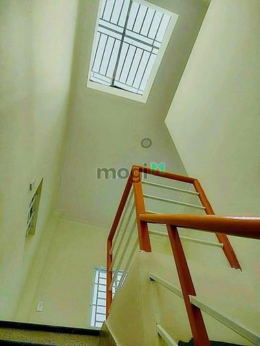 Hình ảnh NHÀ CỰC MỚI Tôn Đản Q4 53m2 1Tỷ55 SHR
