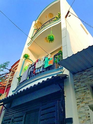 Hình ảnh Nhà 3 tầng đúc, hẻm xe hơi Phạm Văn Chiêu GV, 4PN