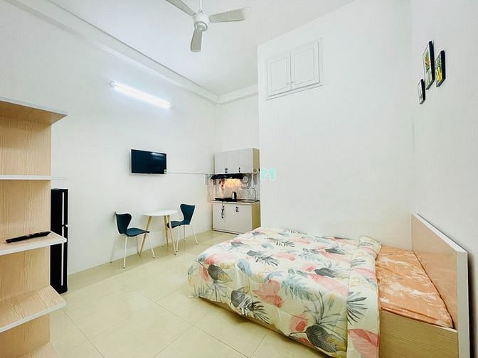 Hình ảnh Căn Hộ Ban Công - Cửa Sổ Lớn - Full Nội Thất - Cao Thắng Q10