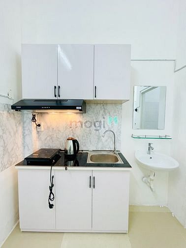 Hình ảnh Căn Hộ Ban Công - Cửa Sổ Lớn - Full Nội Thất - Cao Thắng Q10