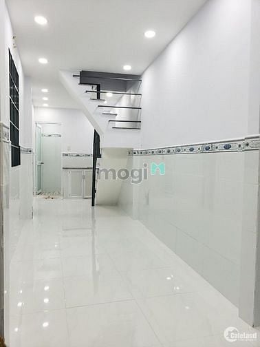 Hình ảnh CC Kẹt Tiền Bán Nhà H3m Thành Thái Q10