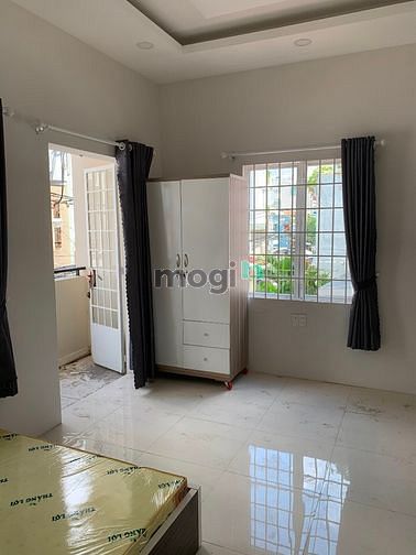 Hình ảnh Studio Full nội thất- có ban công - cách vòng xoay dân chủ 5p đi xe 🚗