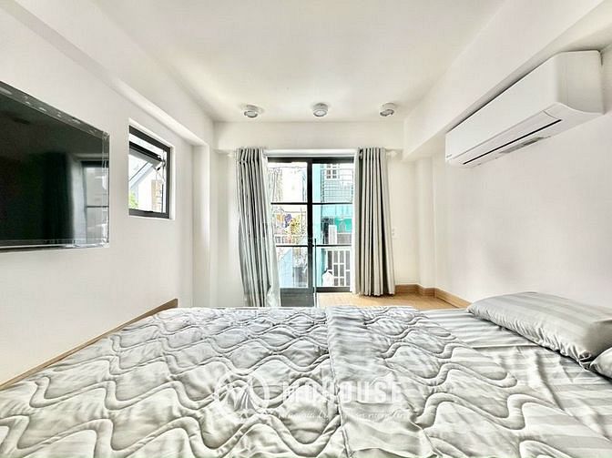 Hình ảnh Ngay võ văn tần_ Công viên tao đàn_Nhà mới ban công cửa sổ_full