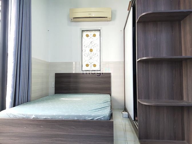 Hình ảnh Phòng ban công, 2 cửa sổ, full nội thất mới