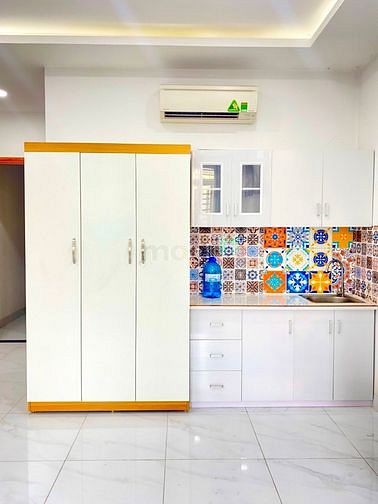 Hình ảnh 🌈 Ban Công 50M2 Toà Thang Máy . NGÃ TƯ PHÚ NHUẬN