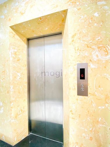 Hình ảnh 🌈 Ban Công 50M2 Toà Thang Máy . NGÃ TƯ PHÚ NHUẬN