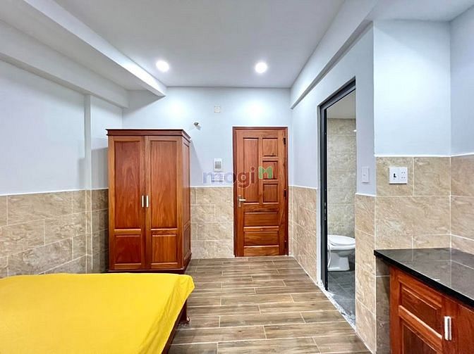 Hình ảnh Căn hộ mới xây 100% cửa sổ ban công thoáng mát có thang máy giờ tự