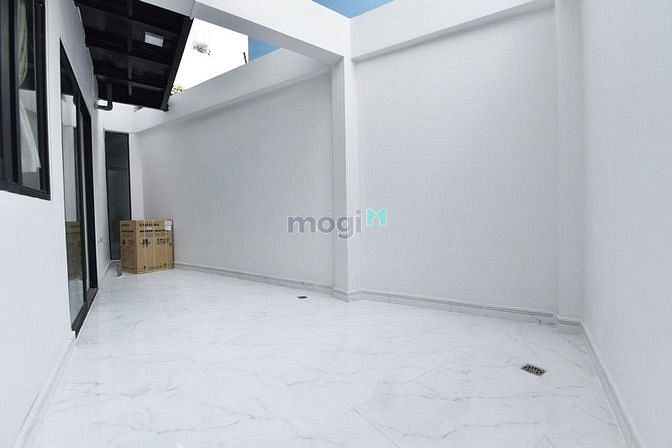 Hình ảnh 𝟭𝗕𝗘𝗗𝗥𝗢𝗢𝗠 𝗦𝗔̂𝗡 𝗩𝗨̛𝗢̛̀𝗡 𝗧𝗥𝗨𝗡𝗚 𝗧𝗔̂𝗠 𝗤𝗨𝗔̣̂𝗡 𝟯